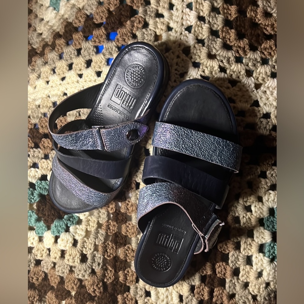 FitFlop Gladdie sandal slide blue irridescent
 and glitter Strappy Sandals snap